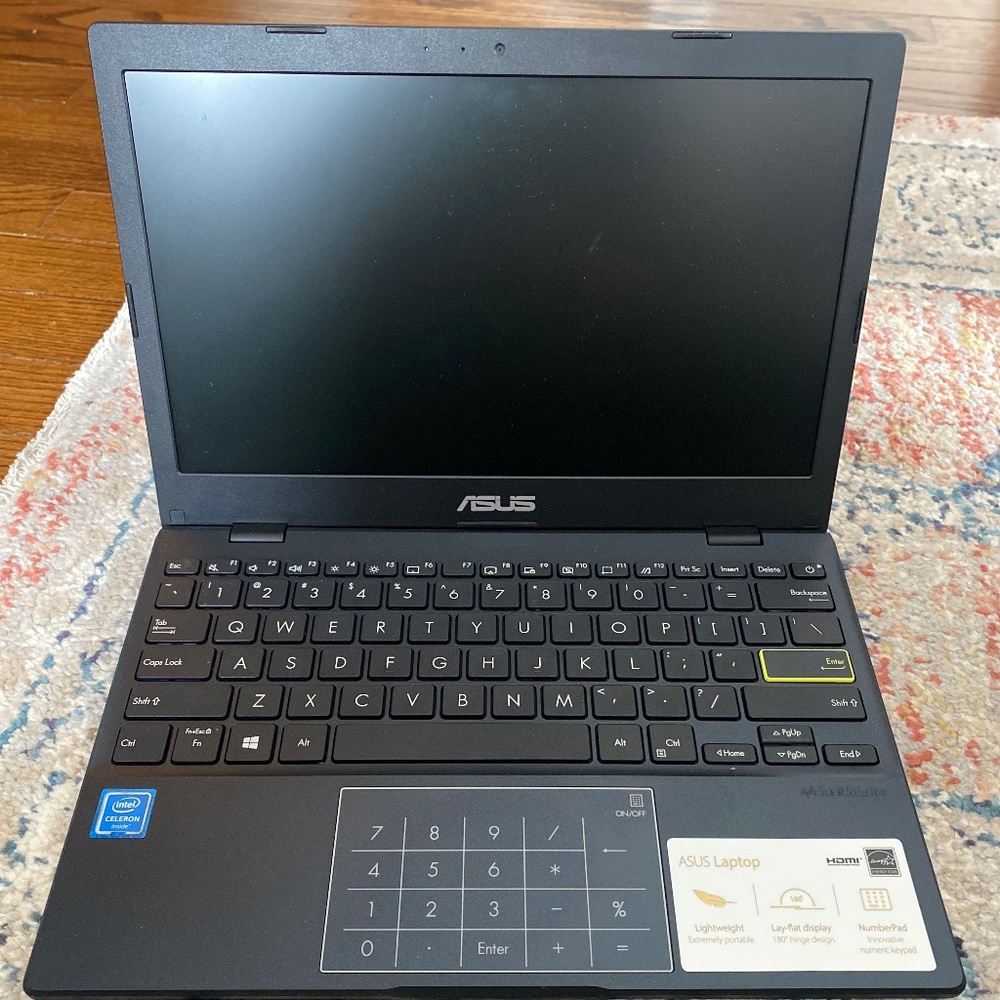 ASUS Vivobook Laptop L210 11.6” ultra thin, Intel Celeron N4020 Processor